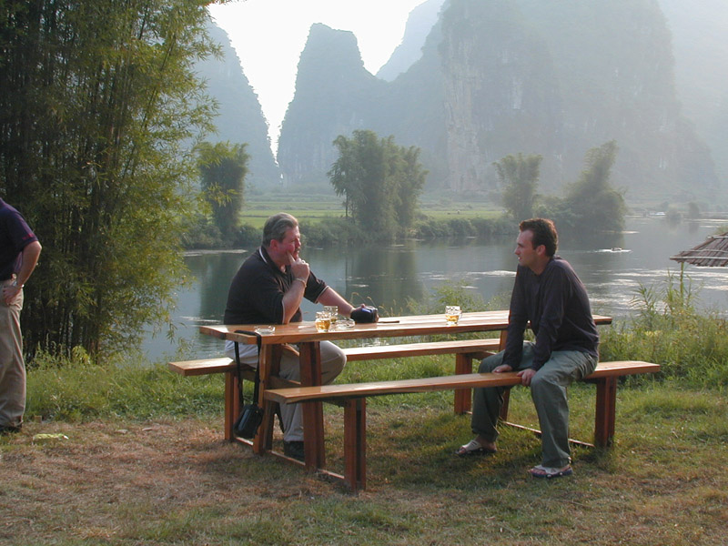 Mountain retreat resort,yulong river,yangshuo (Click to see details)