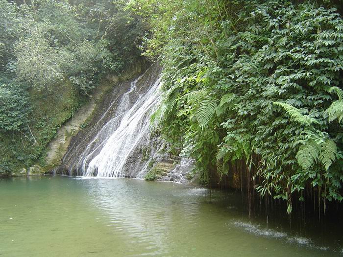 Gudong Waterfall,guilin